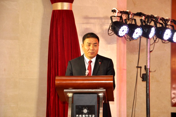 耿宝建在致辞中强调,2020年,是实现"两个一百年"奋斗目标的关键期,是