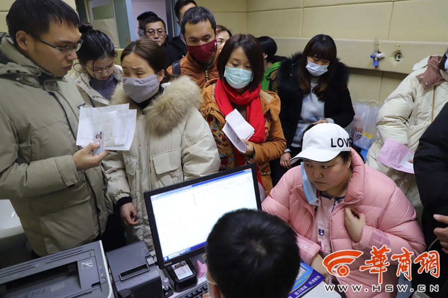 新聞 各地新聞冬季夜班急診室:一半病人都是流感患者 1月7日晚上7點