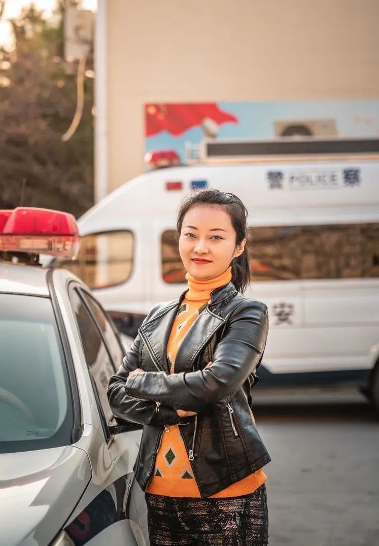 摄影师眼中的西安交警女神