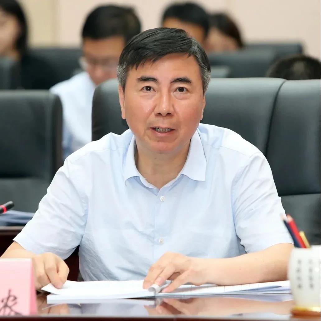 王农陕西省税务局副局长4月18日,刘国中书记对我局报送的县域经济分析