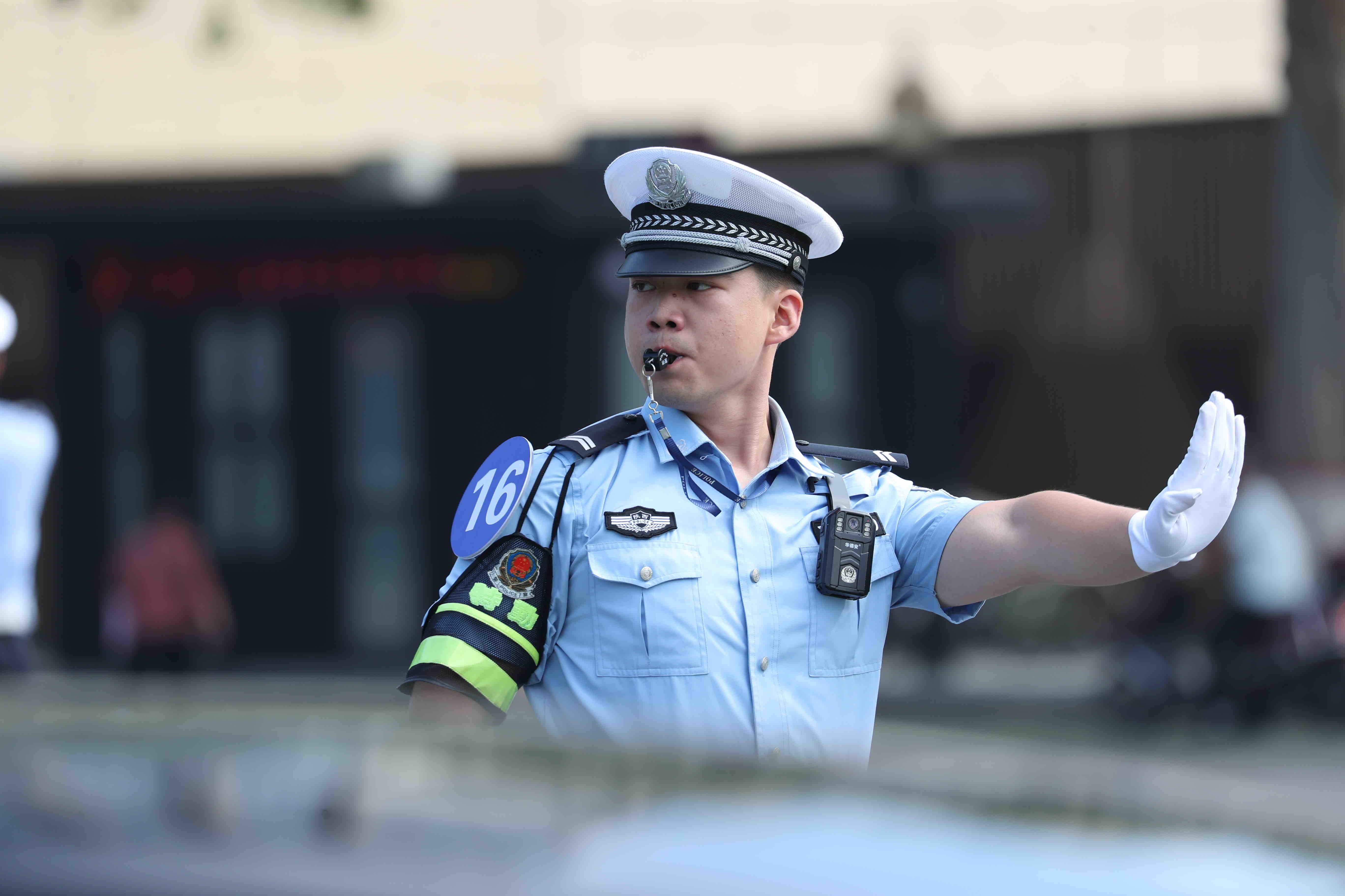 西安公安交警成功举办迎全运强技能促提升交通指挥手势比武竞赛活动