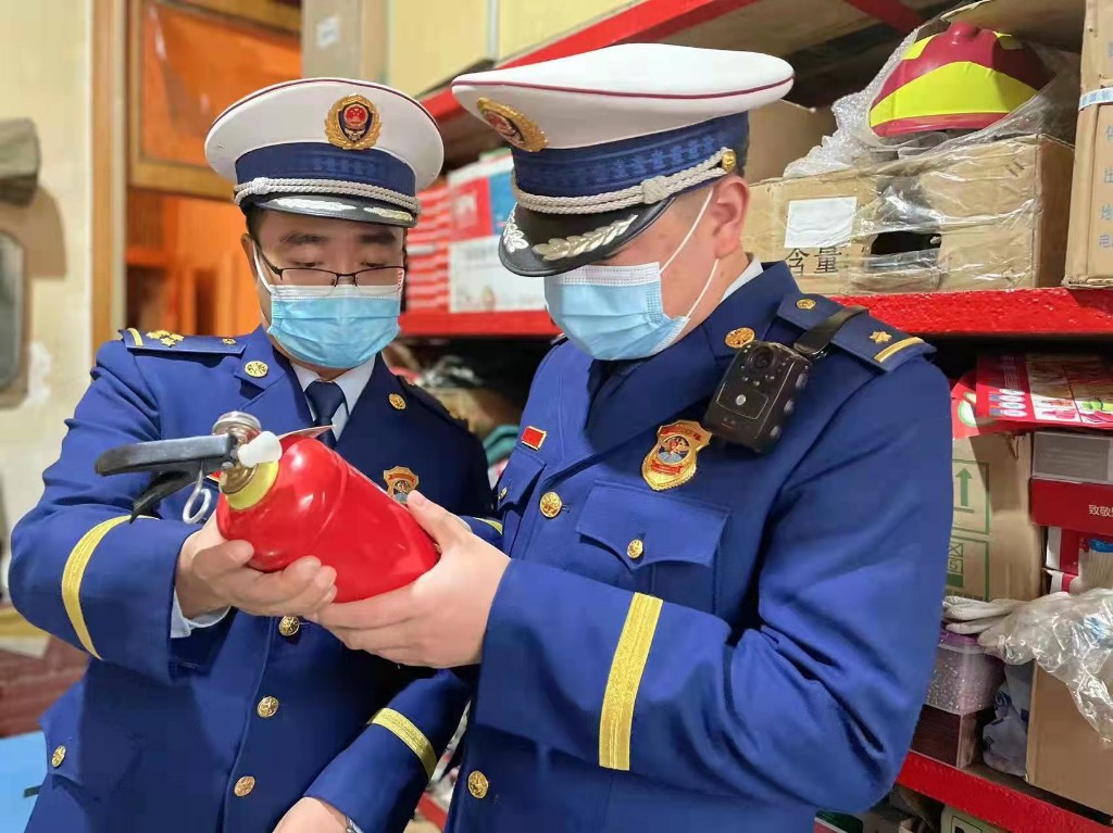电动车飞线万的罚款涉及消防应急自救器材购买、火灾自救方法大理州消防救援支队做解答