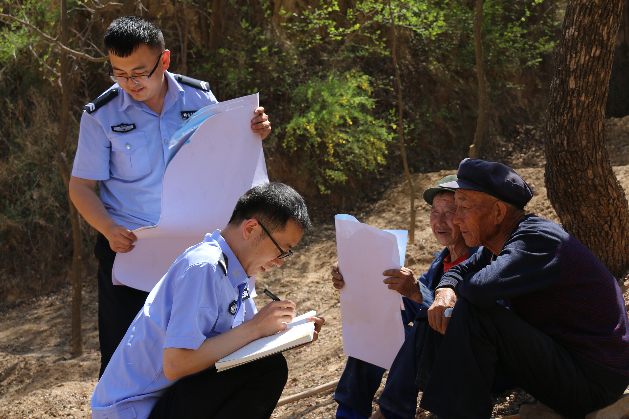 神木公安夯实基层基础工作提升社会治安管理能力