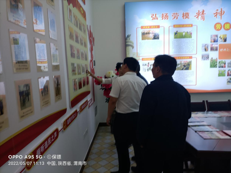 图片1_副本.png 图片1_副本.png