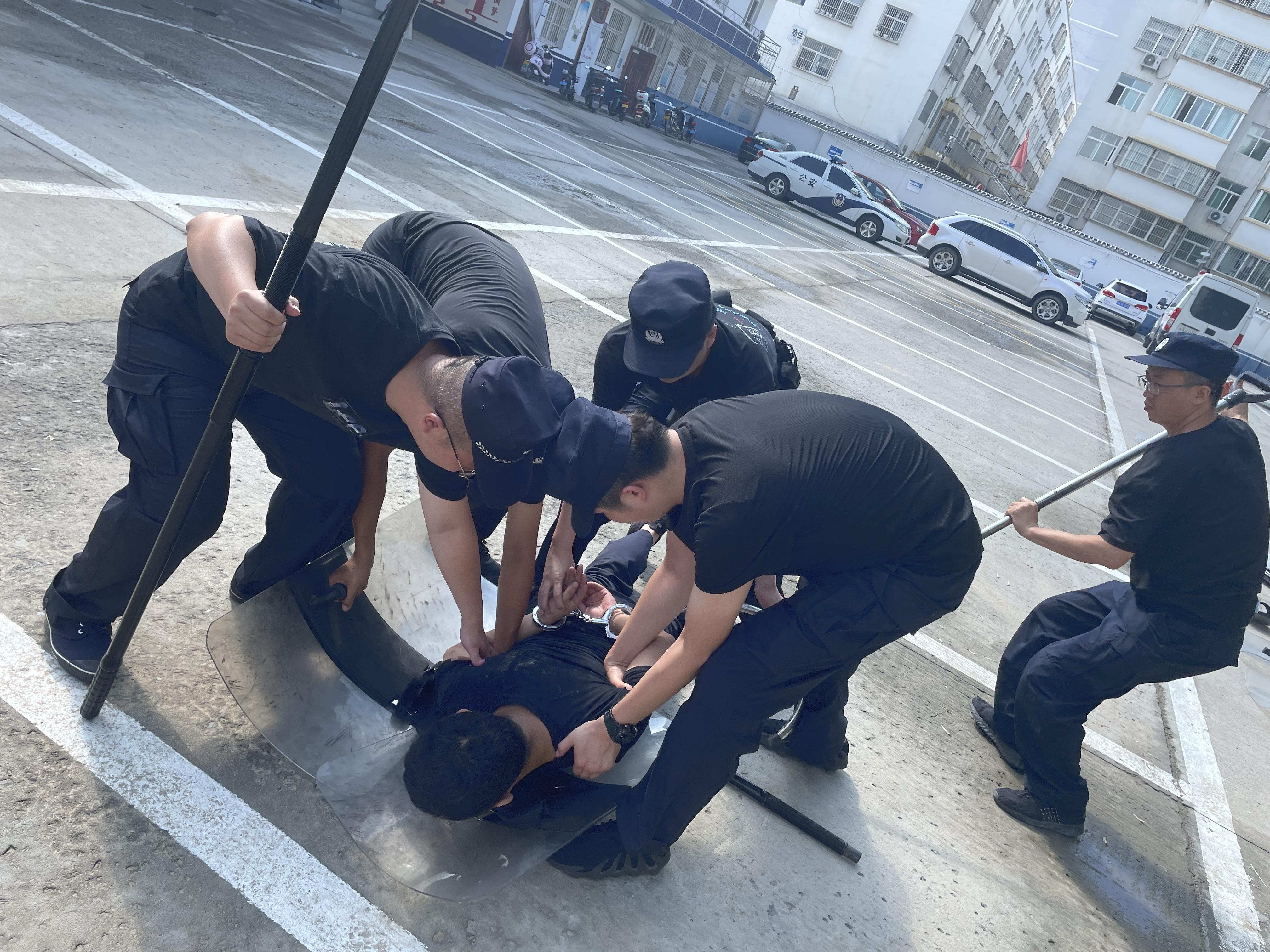 突发事件能力,进一步提高警务实战效能,不断提升米脂县公安局警务