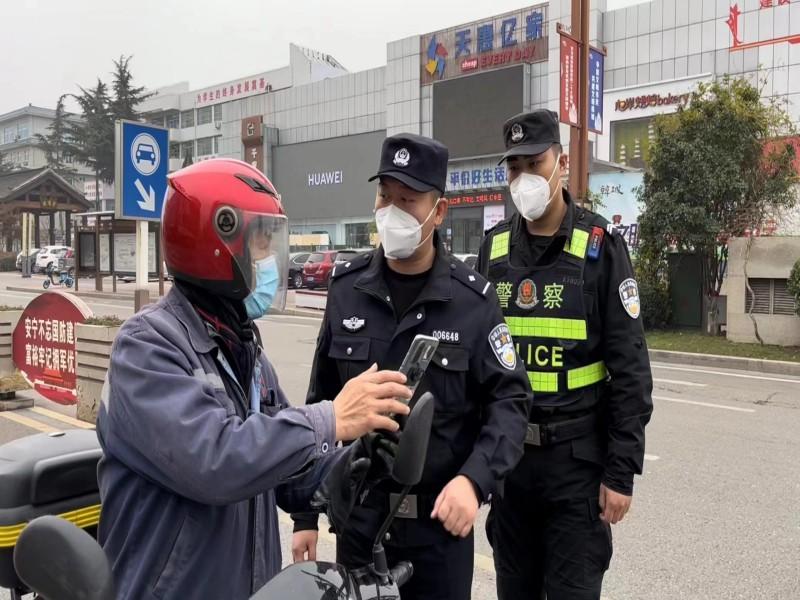 微信图片_20221125175824_副本.jpg
