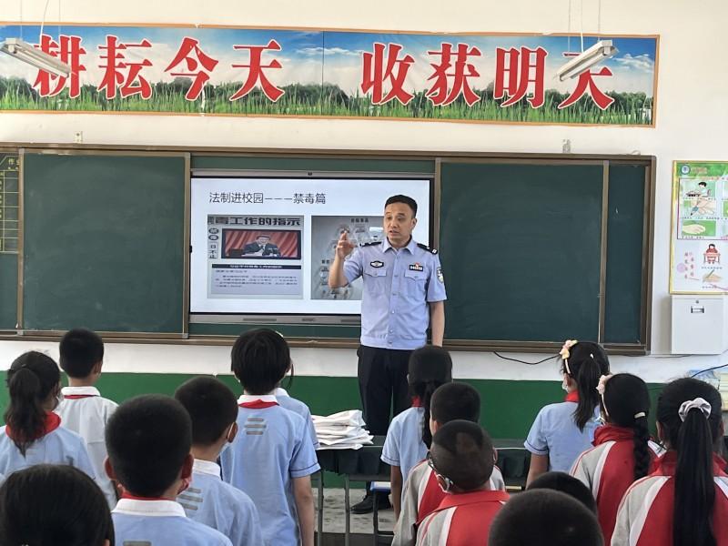 0153ec6d3f6991ea113b405a5deb9b5_副本.jpg