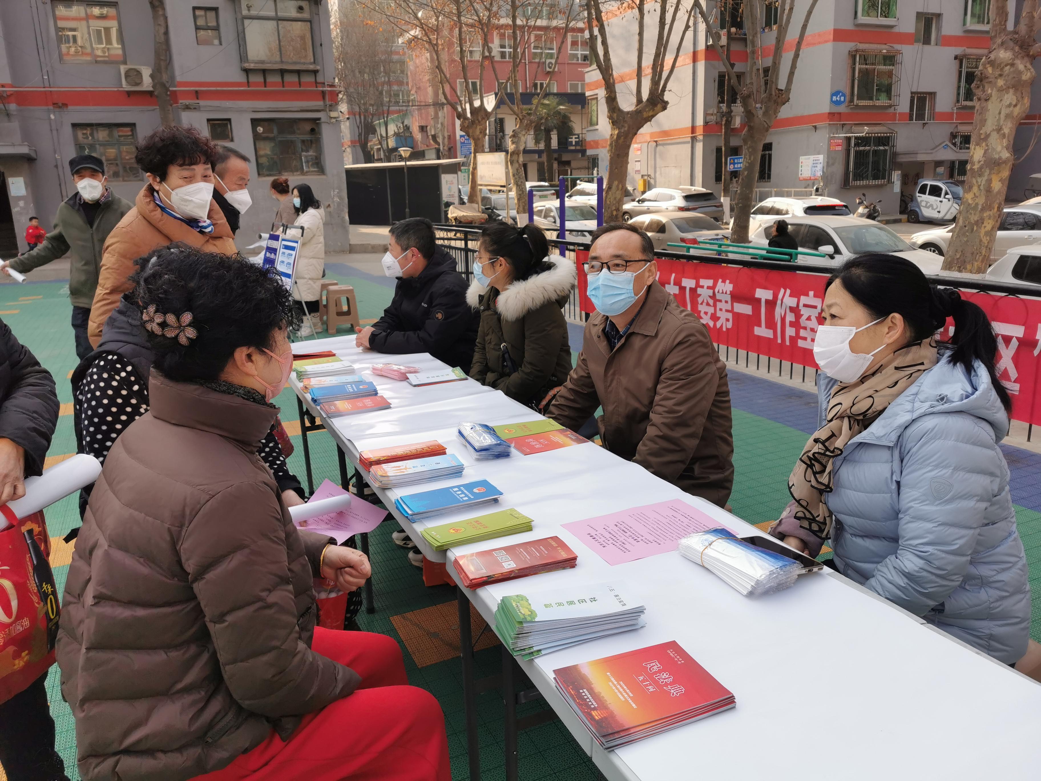 等驾坡法治灯谜闹元宵 普法宣传进社区_20230203161118.jpg