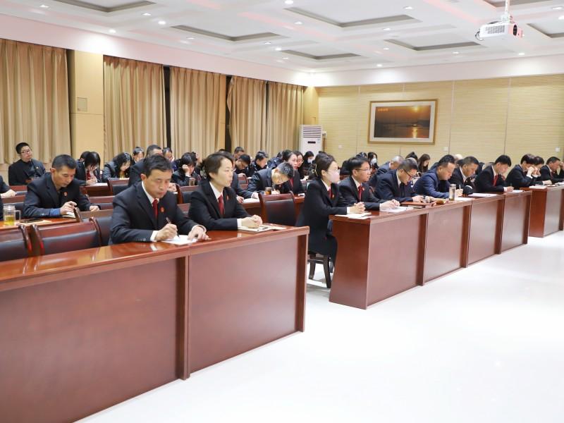 潼关法院干警夜校促提升2.jpg